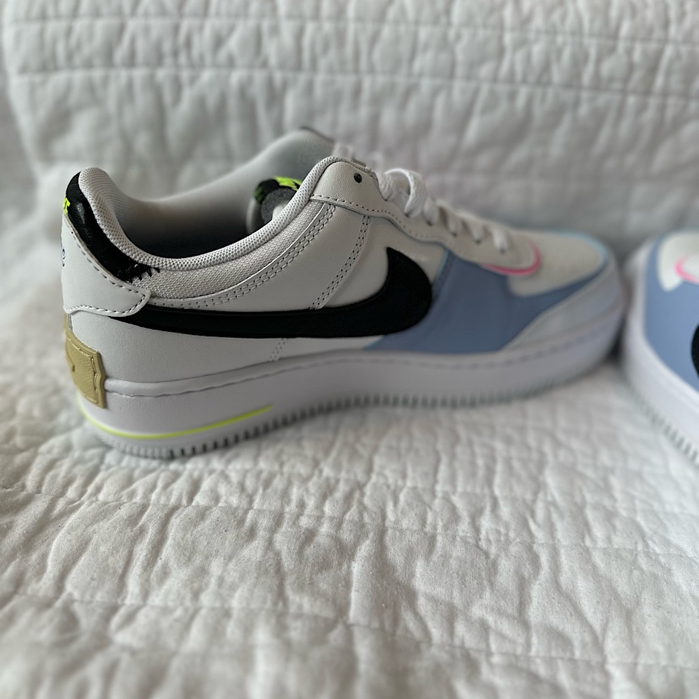 Nike Air Force 1 Shadow 8 nwot White/Team Gold/Pure Platinum/Black